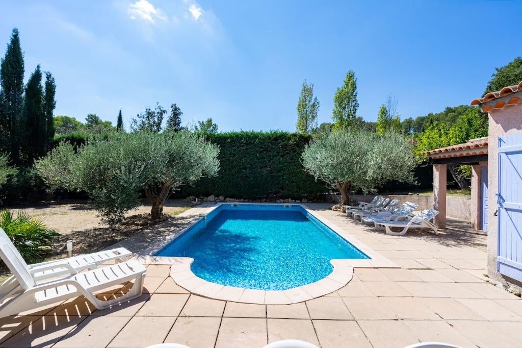 Provence - Var - 8 à 10 personnes - Piscine privée