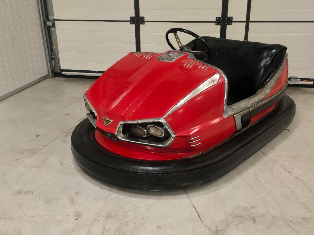 Vintage Voiture tamponneuse rouge Reverchon Europa, Enlèvement ou Envoi, Autres types