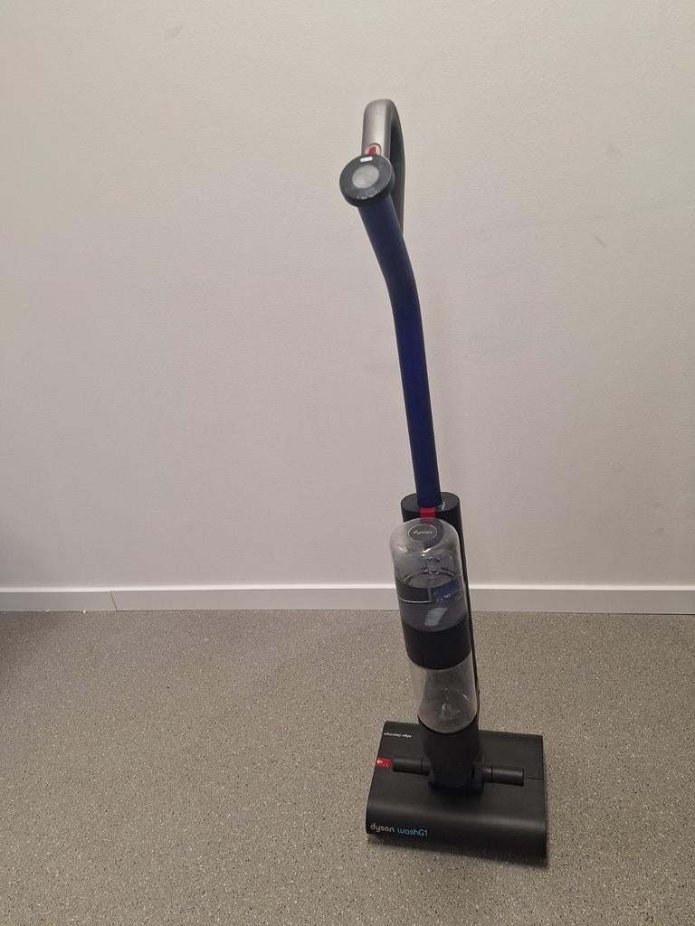 Dyson WashG1, Enlèvement, Aspirateur