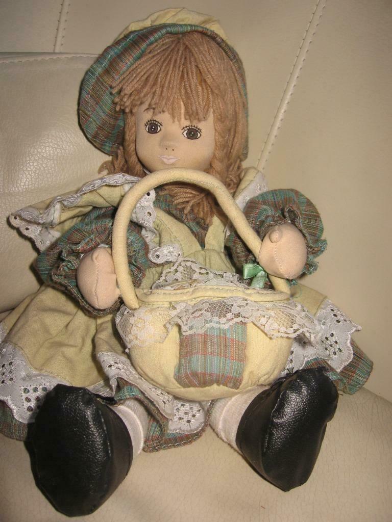 Poupée Vintage pot pourri...de couleur vert en tissu. Absolu, Collections, Enlèvement ou Envoi, Comme neuf, Poupée
