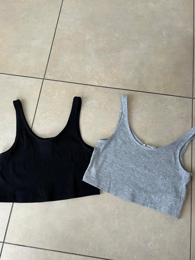 2 topjes Monki  maat M, Kleding | Dames, Maat 38/40 (M), Zwart, Ophalen of Verzenden, Zo goed als nieuw