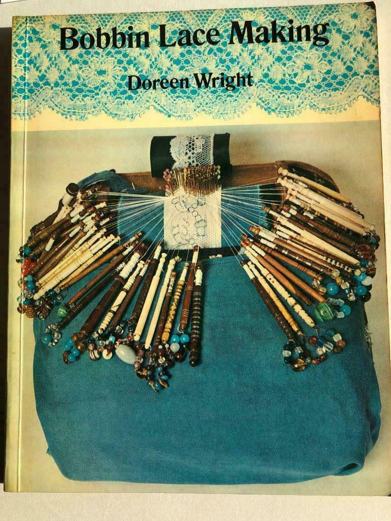 Bobbin Lace Making, Enlèvement, Comme neuf, Patrons