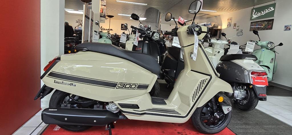 Lambretta X300SR bj.2025 - 2 jaar garantie, Motoren, Bedrijf, Minimaal motorrijbewijs A2, Lambretta, 278 cc