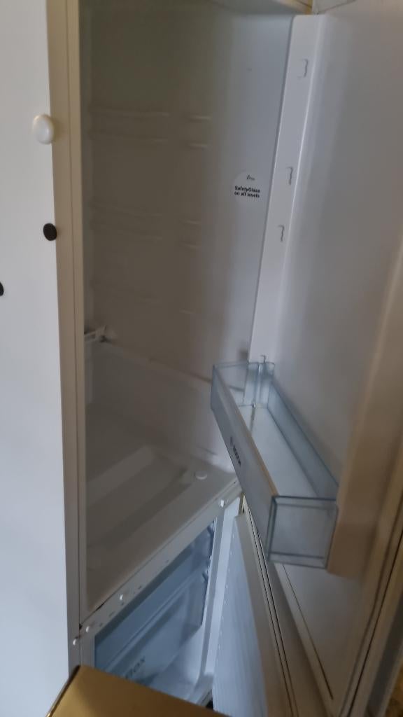 Koelkast, Elektronische apparatuur, Koelkasten en IJskasten, Ophalen, Gebruikt, Met aparte vriezer, 45 tot 60 cm