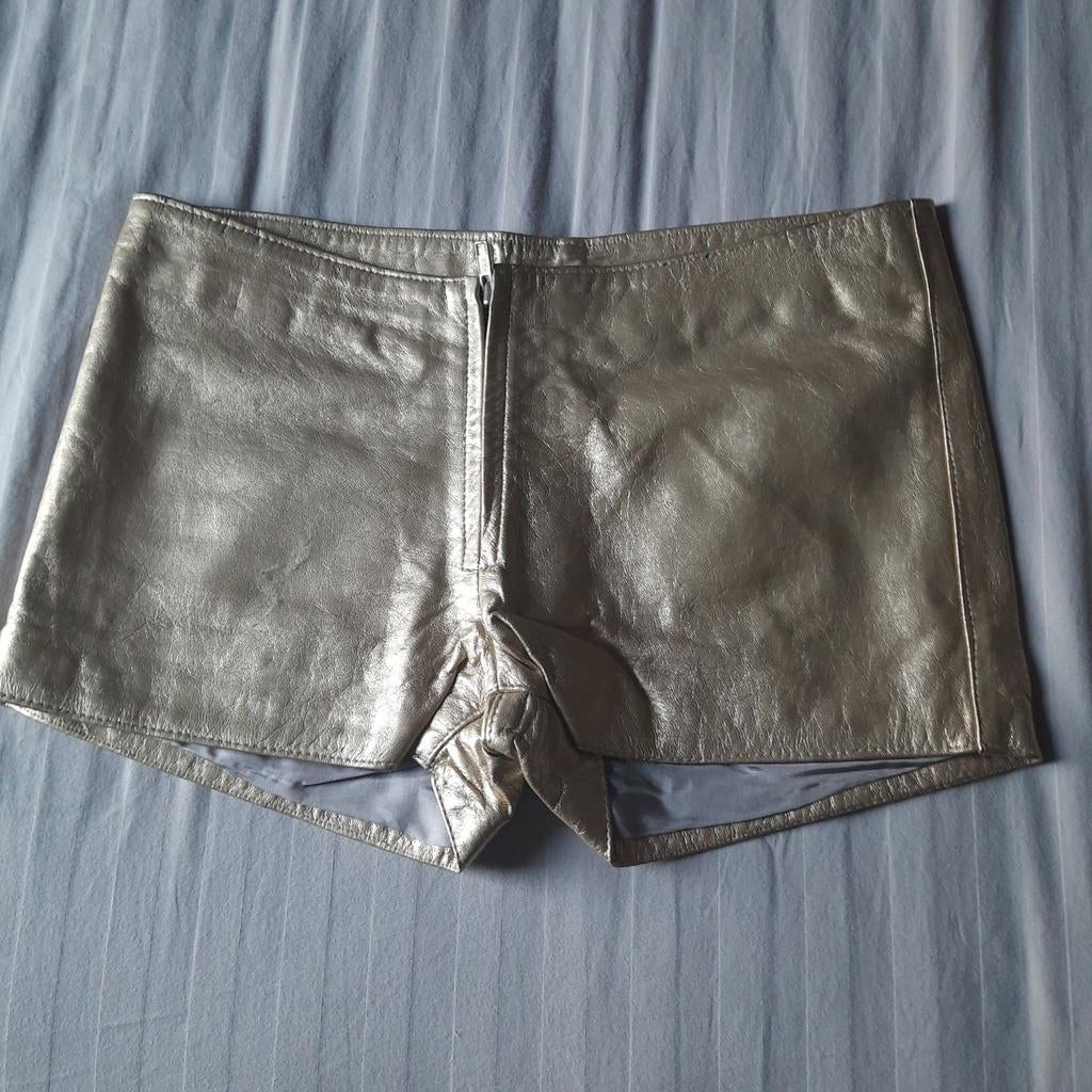 GOUDKLEURIGE ECHT LEDEREN SHORTS*SMALL*NIEUW*, Kleding | Dames, Broeken en Pantalons, Nieuw, Maat 36 (S), Overige kleuren, Kort