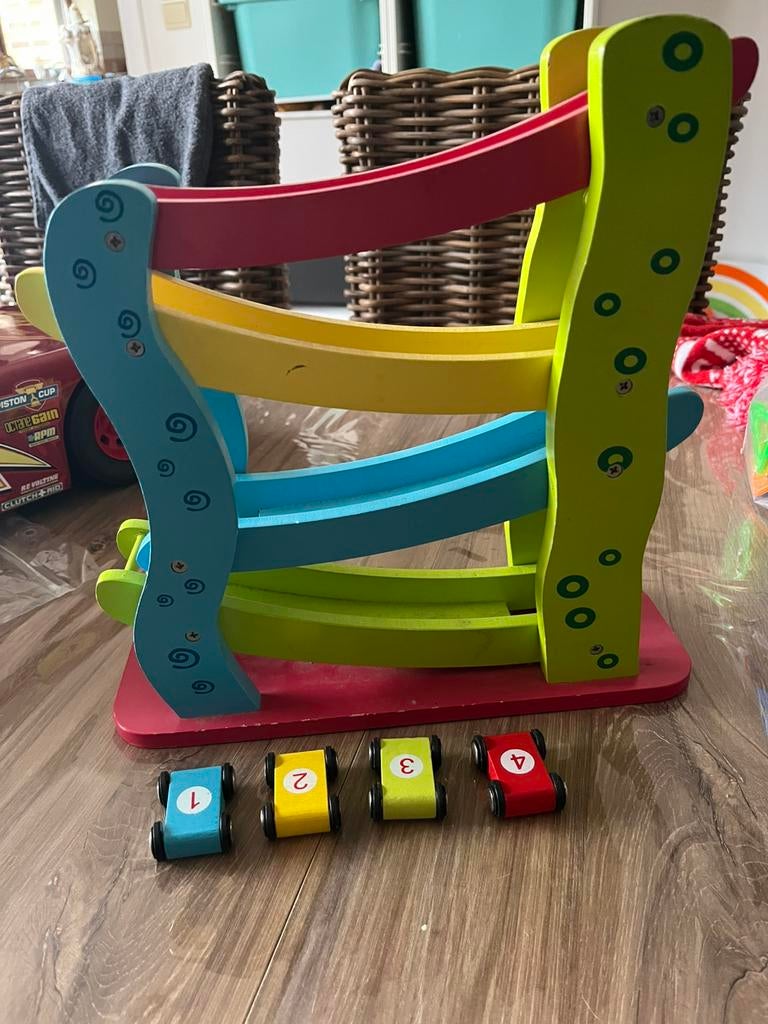 Houten rollerbaan auto, Ophalen, Gebruikt