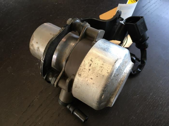Pompe à vide (essence) d'un Volkswagen Golf, Enlèvement ou Envoi, 3 mois de garantie, Utilisé, Volkswagen