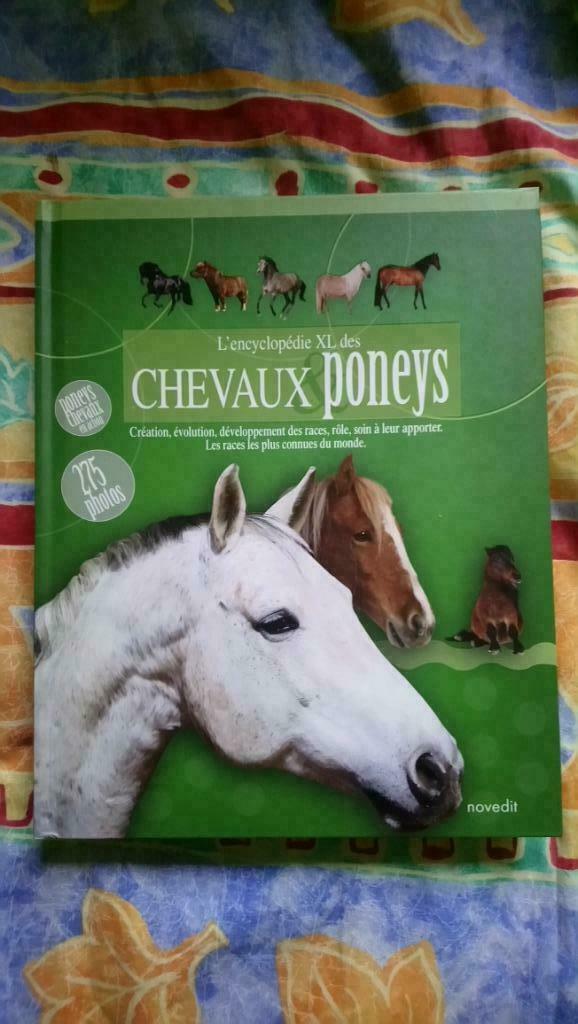 L'encyclopédie XL des chevaux et poneys, Ophalen of Verzenden, Zo goed als nieuw, Paarden of Pony's