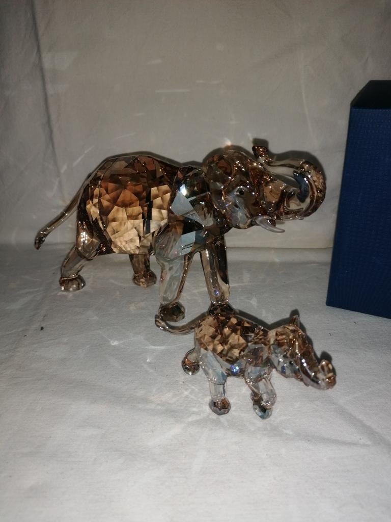 Swarovski olifant Cinta en jong, Verzamelen, Ophalen of Verzenden
