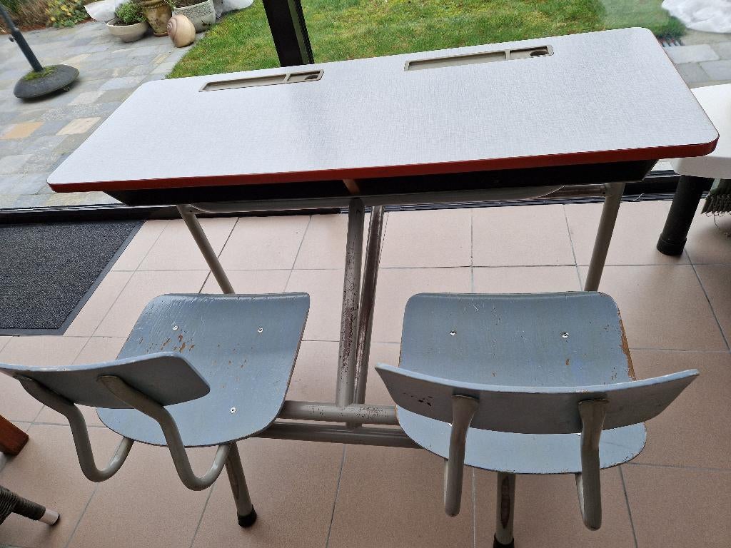 schoolbankje met metalen onderstel, Ophalen, Gebruikt, Overige typen