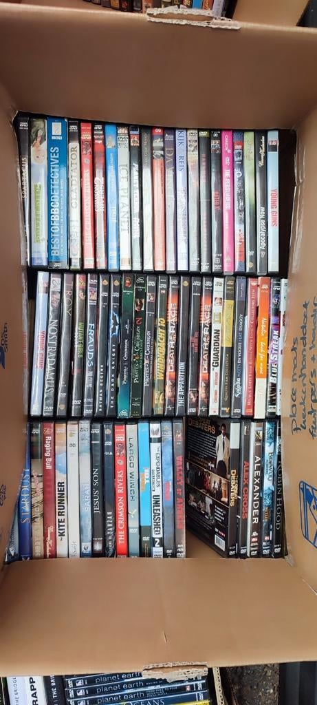 +- 375 dvd's, Enlèvement, Utilisé