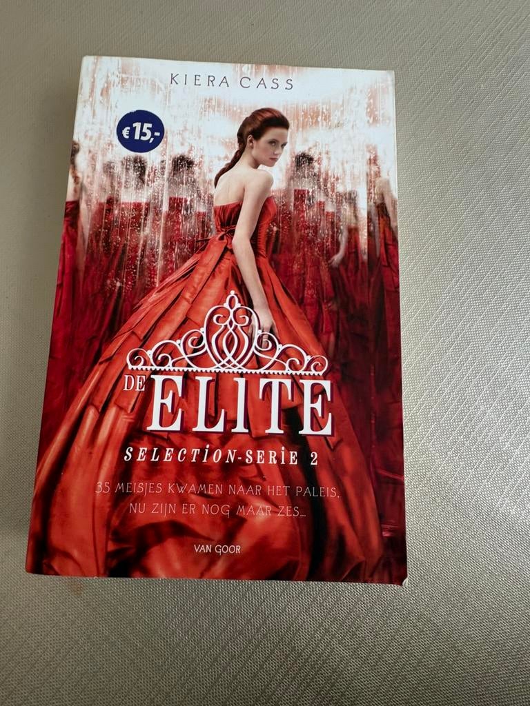 Kiera Cass - De kroon en Elite, Boeken, Ophalen of Verzenden, Kiera Cass