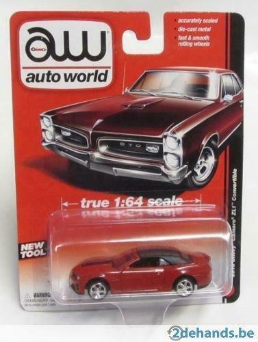 1:64 AutoWorld Chevrolet Camaro ZL1 Cabrio rood, Enlèvement ou Envoi, Neuf, Voiture