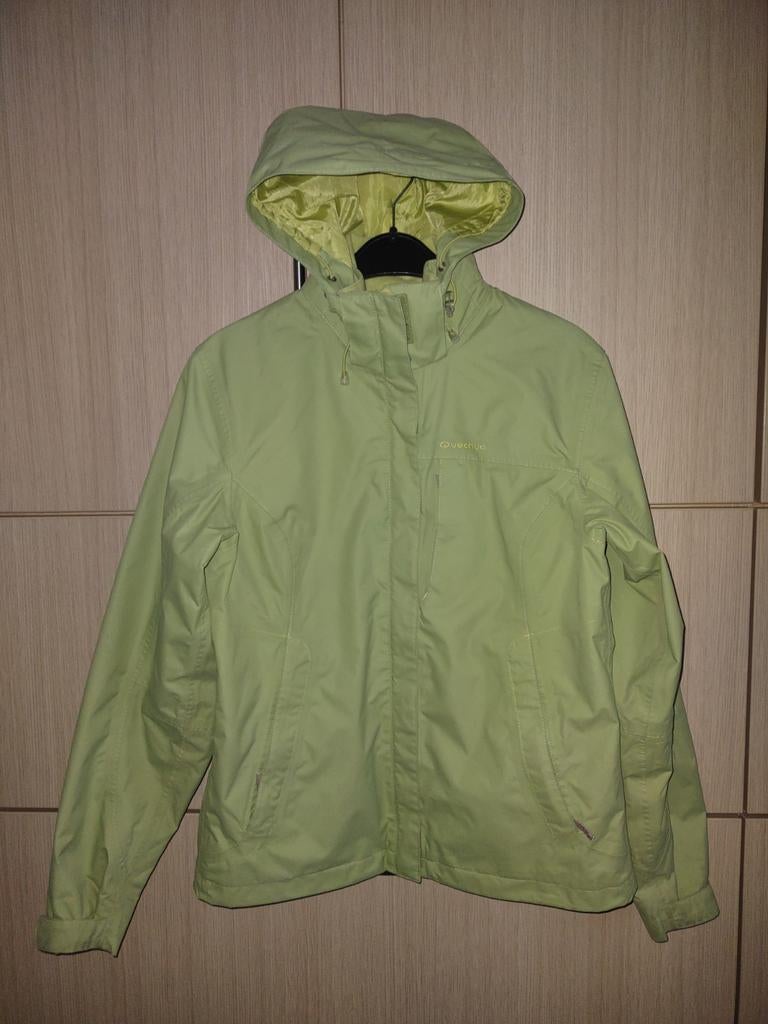 Groene dunne (regen) jas met kap - Decathlon - S, Taille 36 (S), Comme neuf, Decathlon, Vert