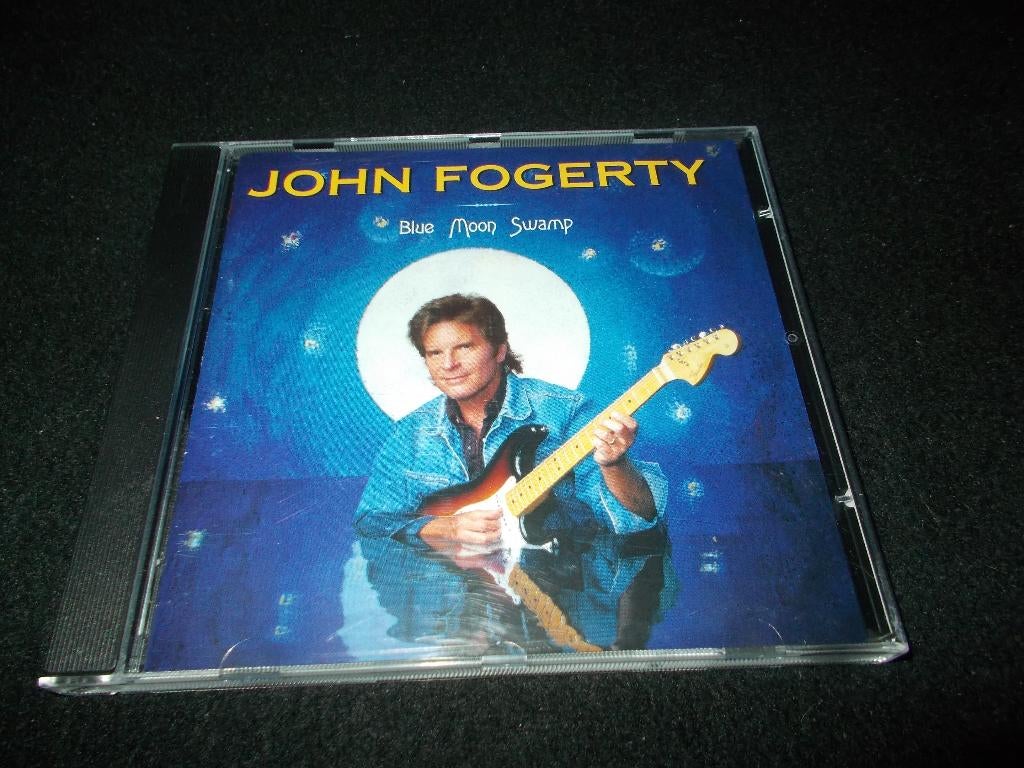 CD - JOHN FOGERTY - Blue Moon Swamp - Countryrock - CCR, Cd's en Dvd's, Cd's | Rock, Zo goed als nieuw, Poprock, Ophalen