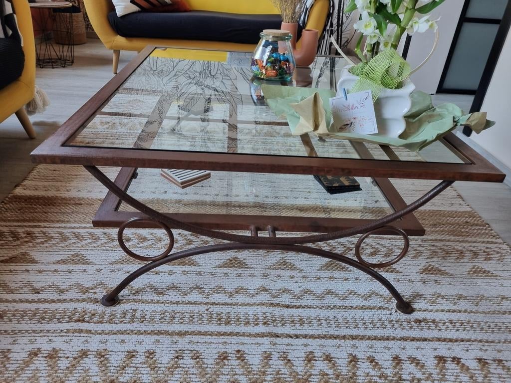 Table en fer forgé, Enlèvement, Comme neuf, Verre