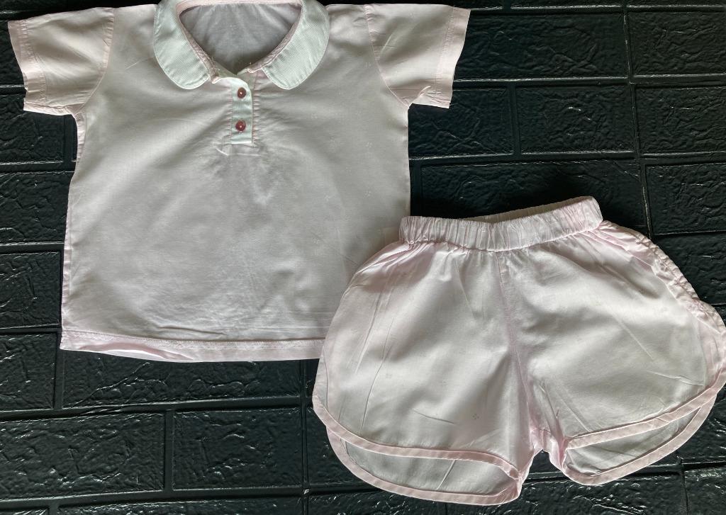 Roze setje meisjes"Petit mouton" 2 jaar, Meisje, Zo goed als nieuw, Setje, Petit Mouton