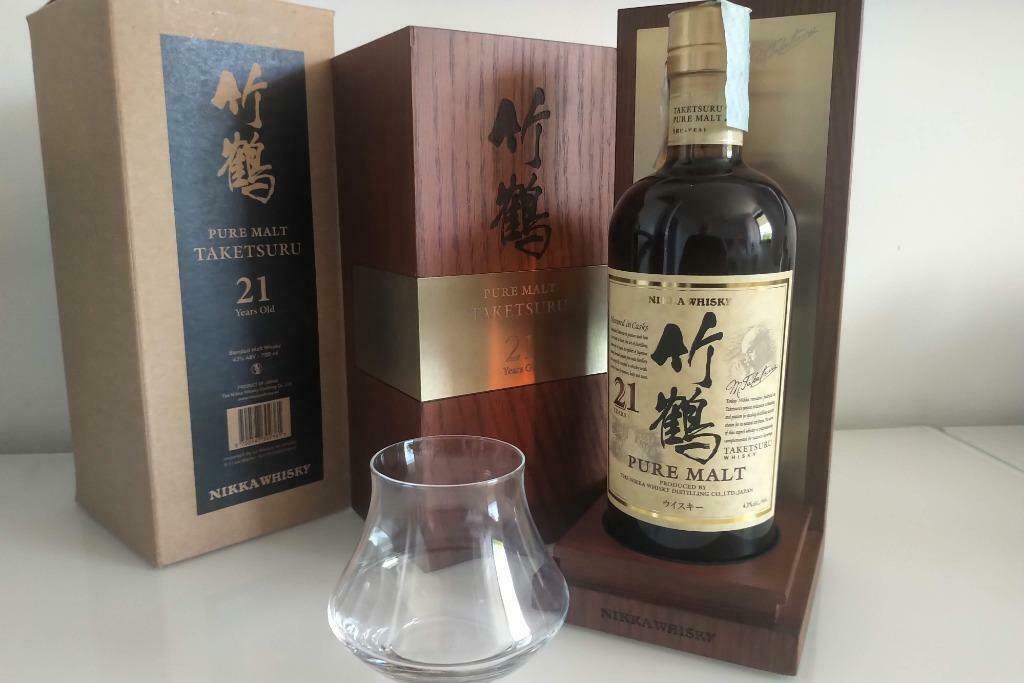 TAKETSURU 21j Old Pure Malt, en coffret bois, 700ml - 43%, Collections, Vins, Neuf, Autres types, Autres régions, Pleine, Enlèvement ou Envoi