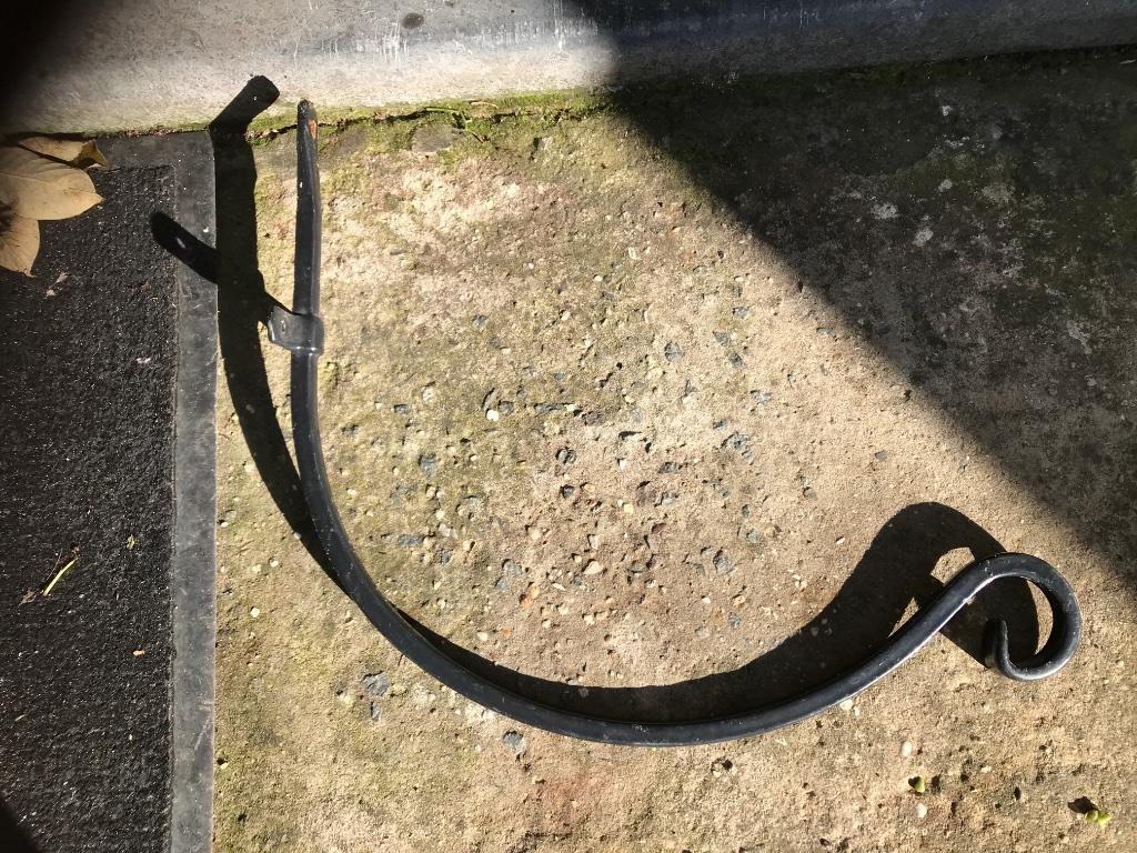 Haak voor bloempot terras, Ophalen of Verzenden, Balkon