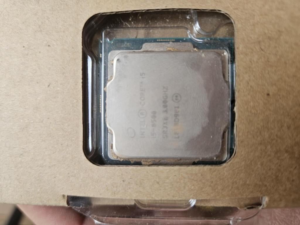 I5 8500 LGA 1151 + STOCK COOLER, Computers en Software, Processors, Ophalen, LGA 1151, Nieuw, Intel Core i5
