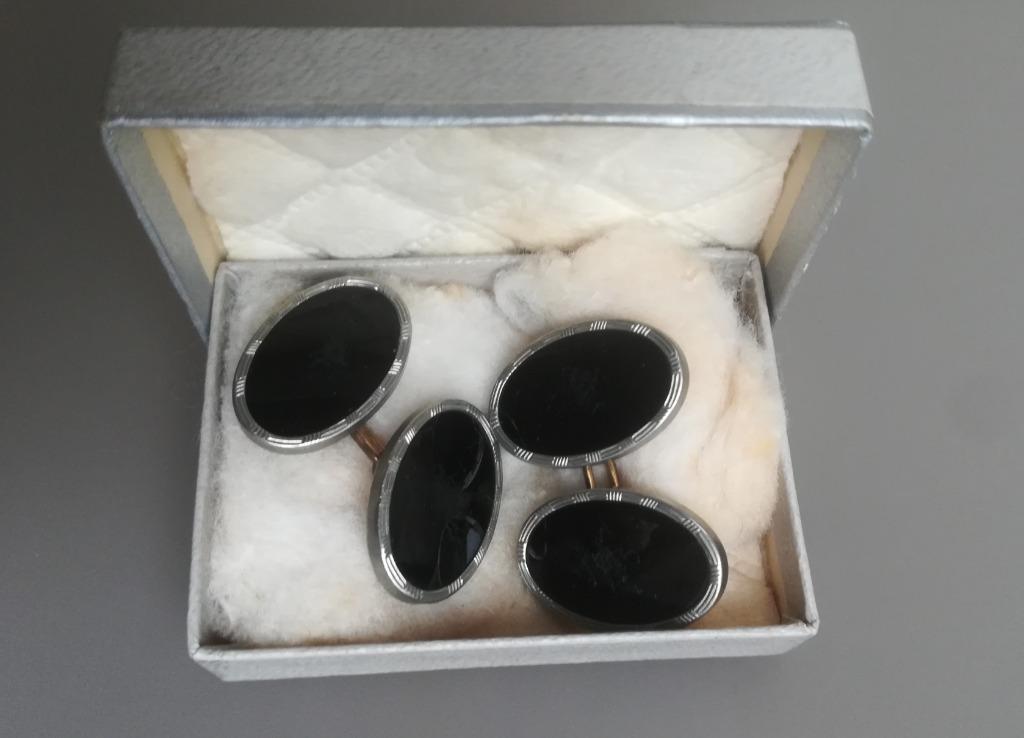 Une paire de boutons de manchette homme, Ophalen of Verzenden, Gebruikt, Zilver, Verzilverd