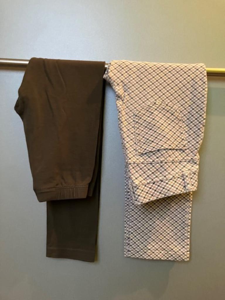 maat 128 legging 2x Zara en H&M, Kinderen en Baby's, Kinderkleding | Maat 128, Broek, Gebruikt, Meisje, Ophalen of Verzenden