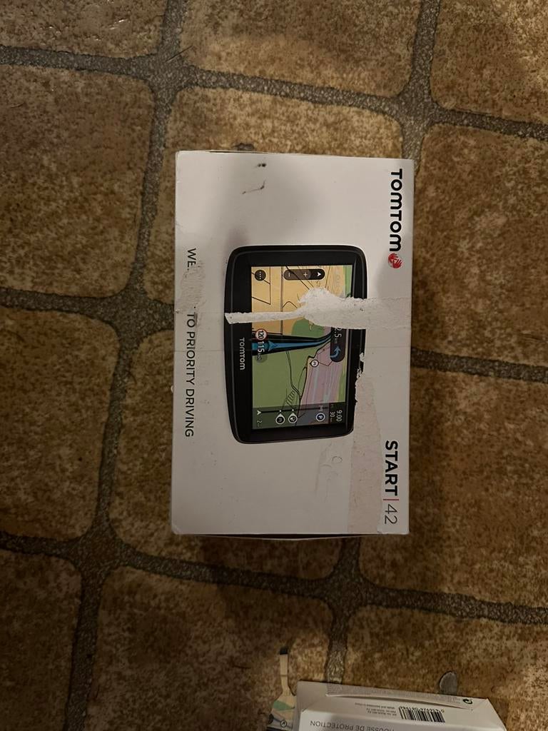 TOMTOM START 42 GPS + Beschermhoes, Ophalen, Nieuw