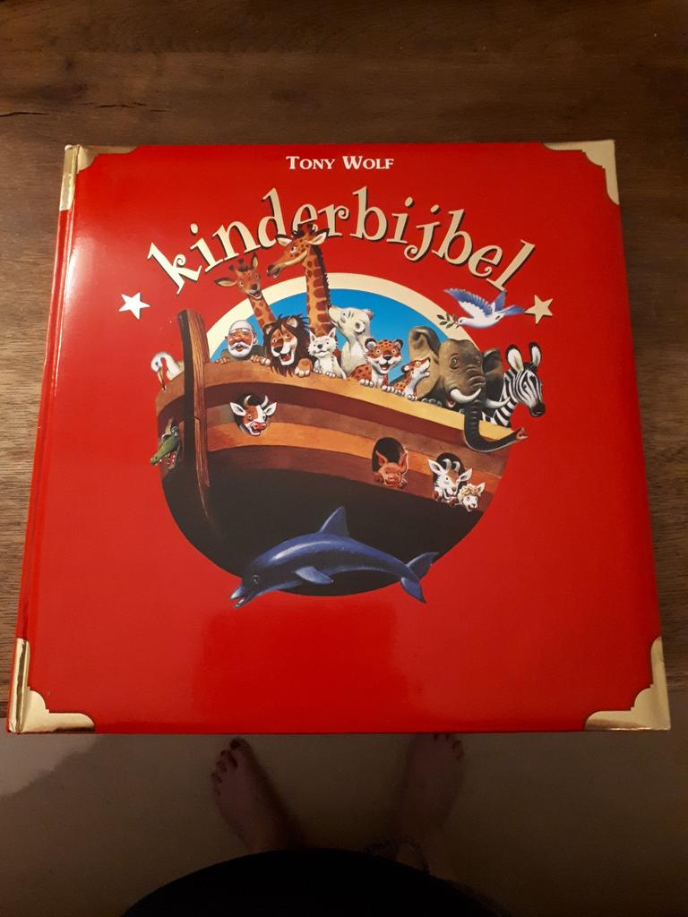 Kinderbijbel - Tony Wolf, Boeken, Ophalen of Verzenden, Zo goed als nieuw, Tony Wolf, Prentenboek