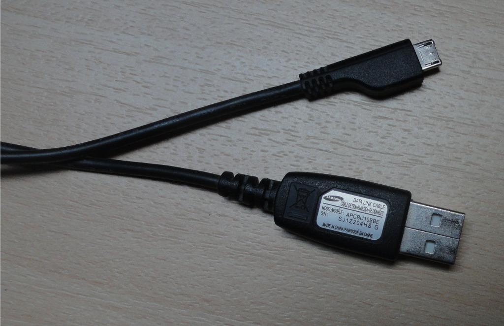 SAMSUNG data link cable model APCBU10BBE, Enlèvement, Comme neuf