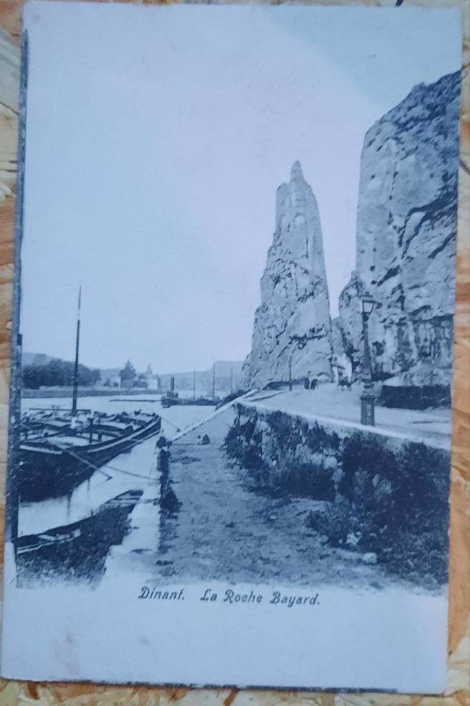 Dinant, Bayard-rots, Ophalen of Verzenden, Gelopen