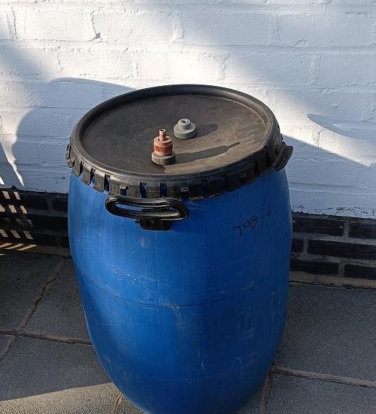 Tonneau Récup eau, Jardin & Terrasse, Barils de pluie, Moins de 75 litres, Enlèvement, Utilisé, Synthétique