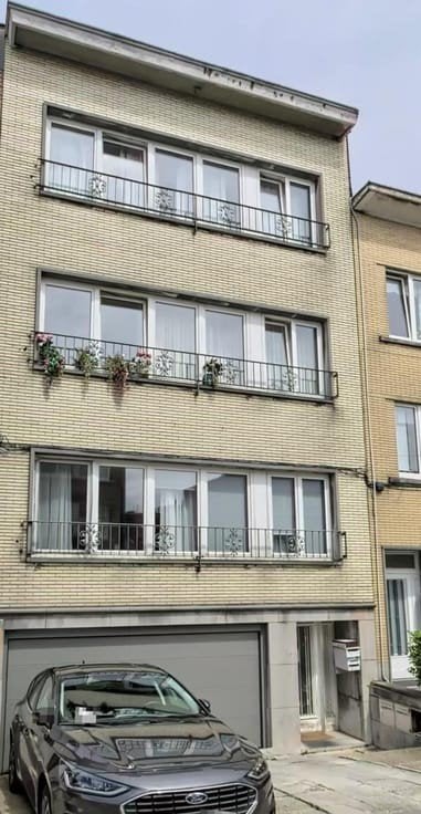 Immeuble de rapport de 4 unités à vendre à Jette

À vendre, Immo