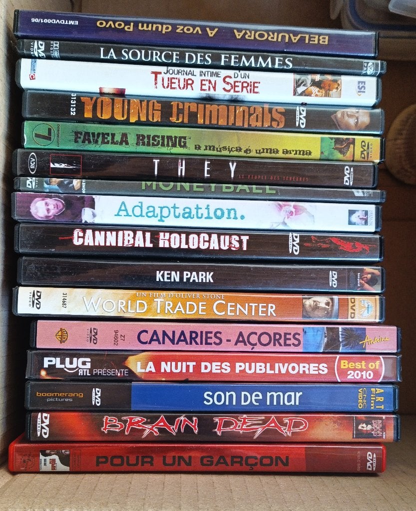 Caisse de 16 DVDs, CD & DVD, Enlèvement, Comme neuf, Autres genres