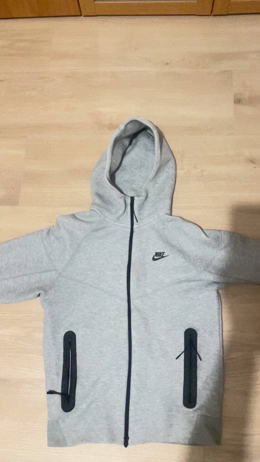 Nike tech maat S, Ophalen, Zo goed als nieuw, Maat 48/50 (M)
