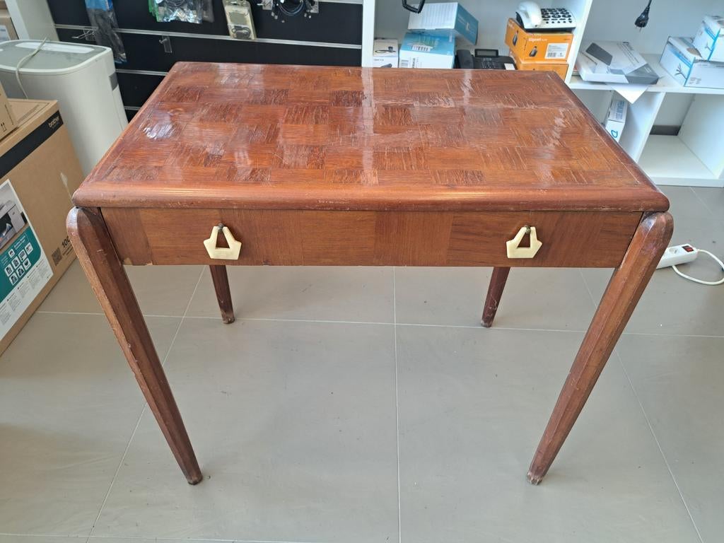 Kleine tafel, Ophalen