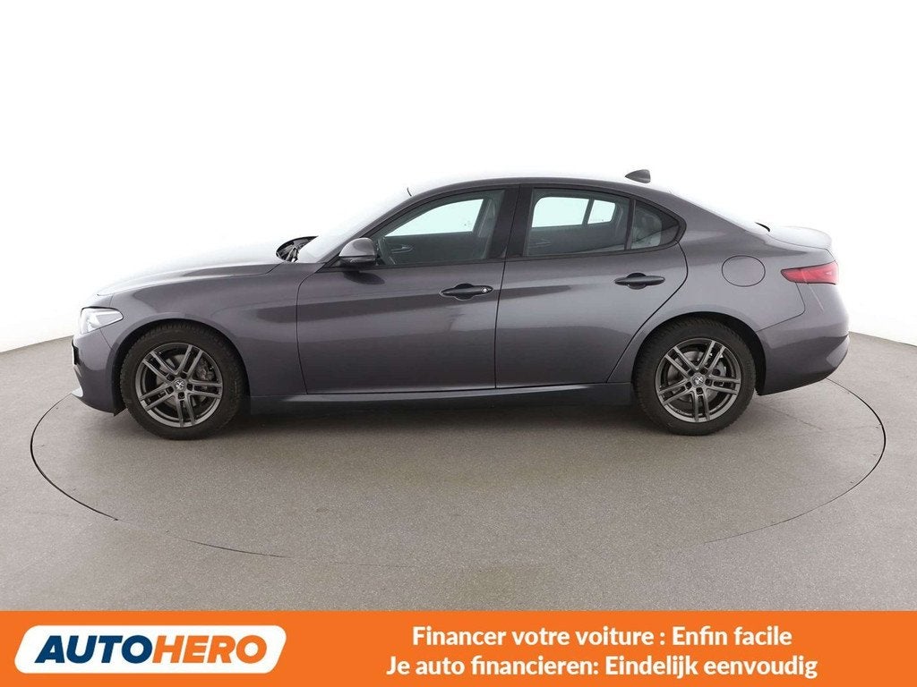 Alfa Romeo Giulia 2.2 JTDM Super (bj 2019, automaat), Auto's, Alfa Romeo, Automaat, 4 deurs, Achterwielaandrijving, Gebruikt