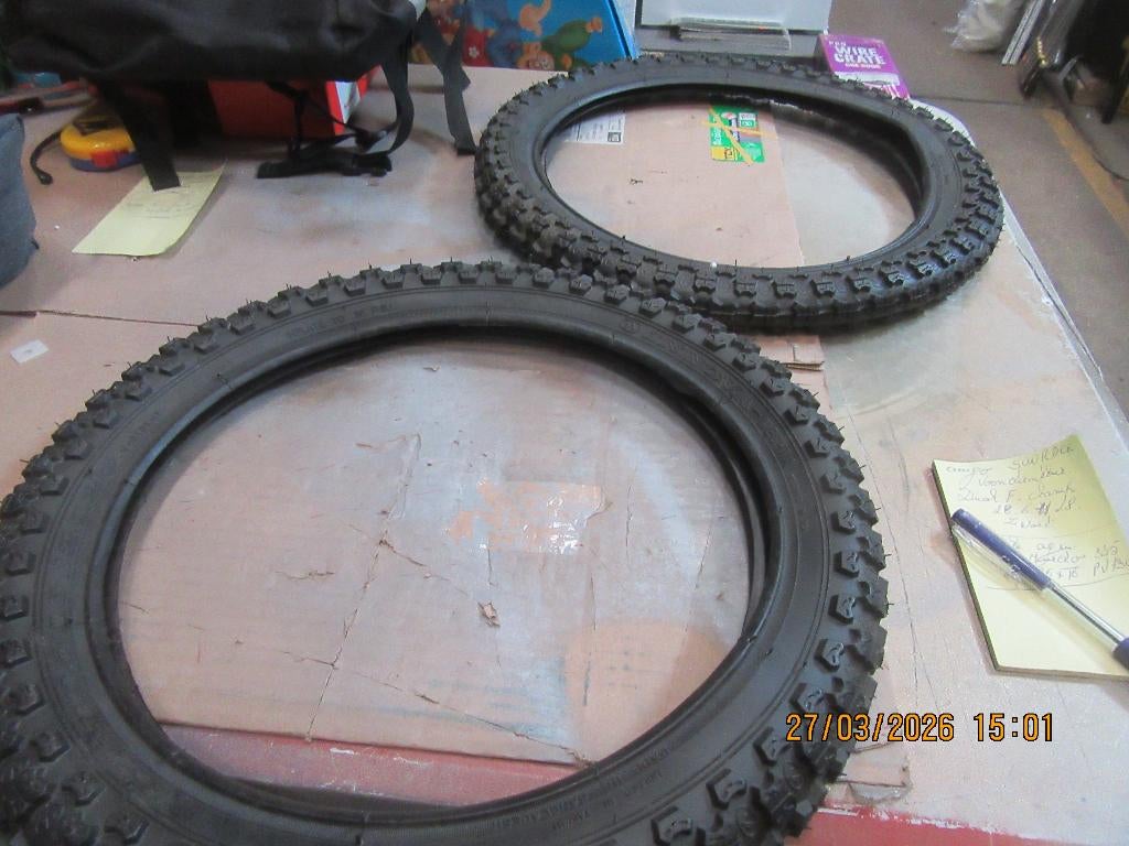 lot de 2 pneu velo  57-.305   16x2.125 neuf, Ophalen of Verzenden, Nieuw, Band