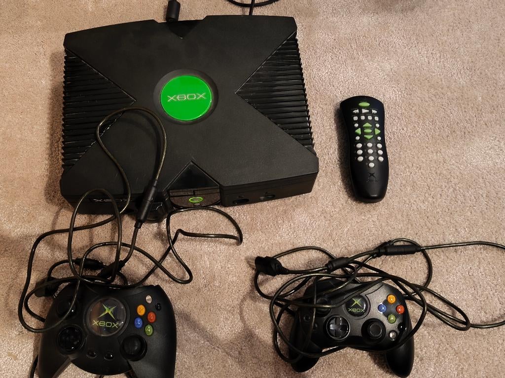 originele xbox console + extra controller + dvd bundle, Games en Spelcomputers, Ophalen of Verzenden, Gebruikt, Met 2 controllers