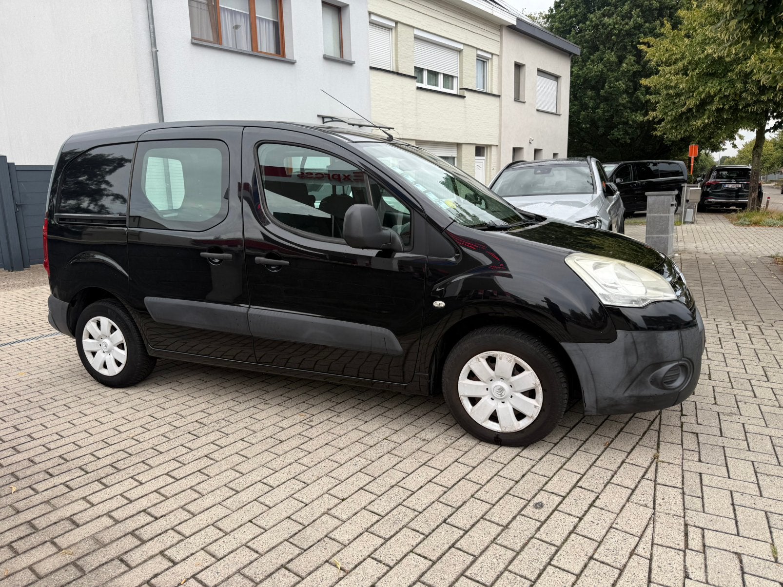Citroen Berlingo 1.6HDI. 66kw bj2012 Lichte wracht, Autos, Citroën, Achat, 4 portes, Entreprise, 3 places