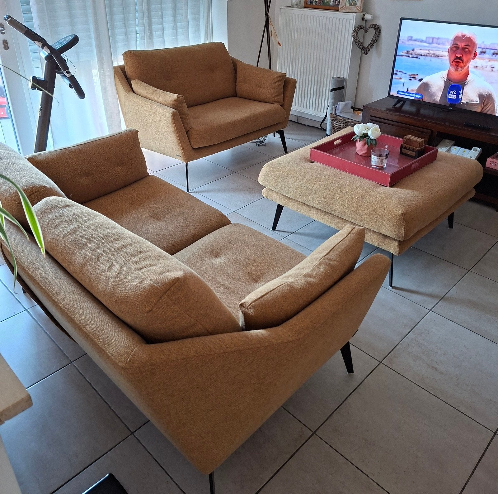 goudkleurig salon, Ophalen, Zo goed als nieuw, Stof