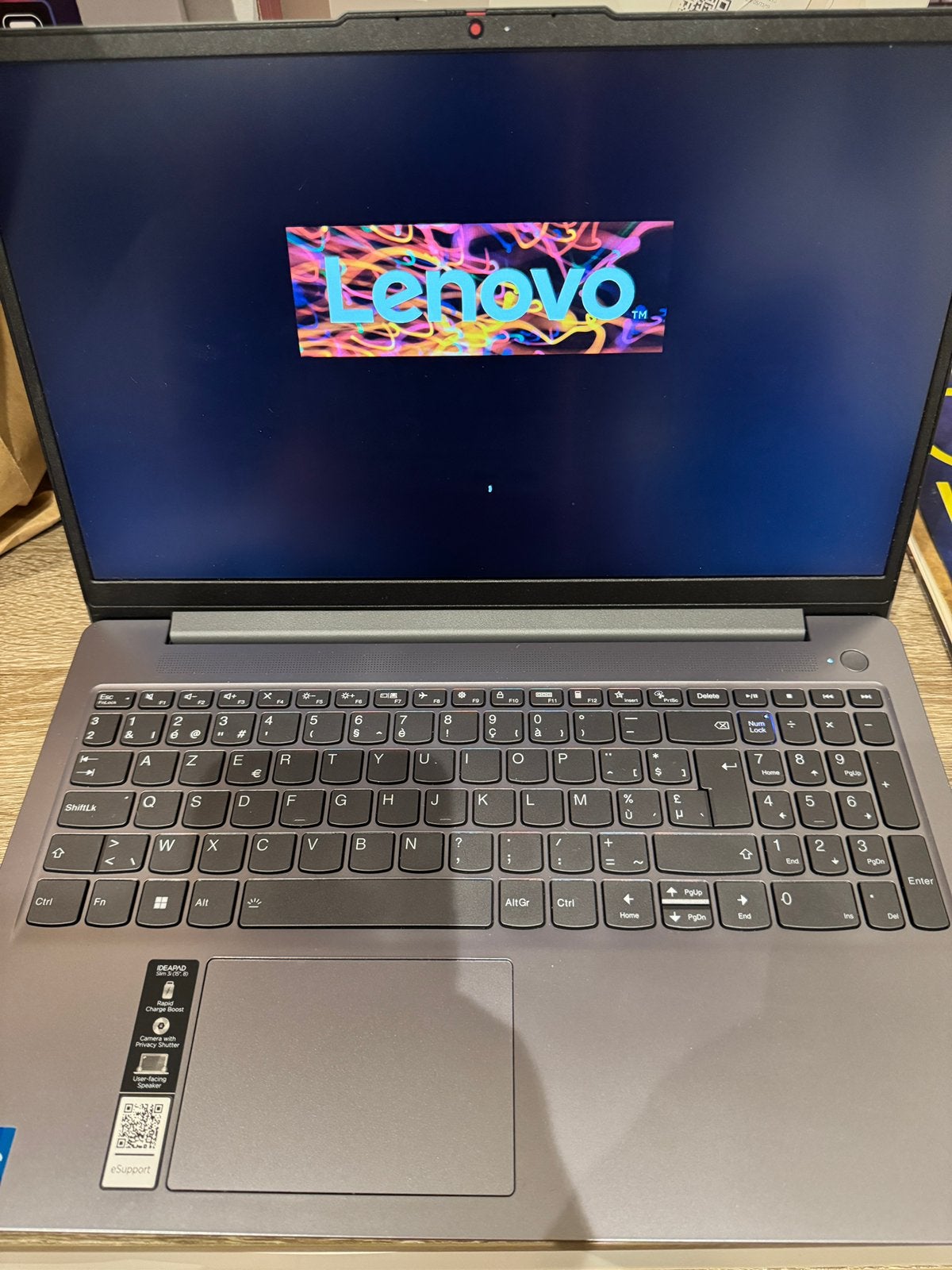 Lenovo laptop 15 inch - 1 jaar oud, Computers en Software, Ophalen, Zo goed als nieuw, 15 inch