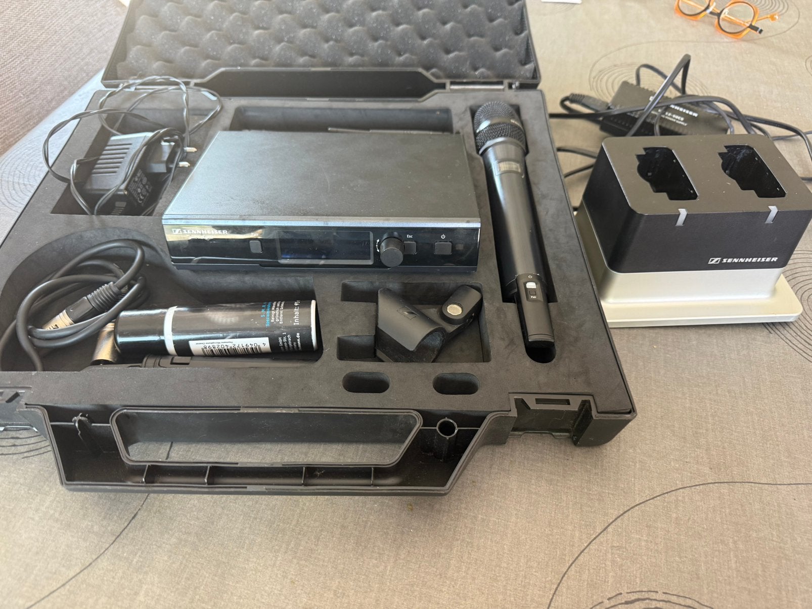 Set micro hs Sennheizer - e965, Musique & Instruments, Microphones, Utilisé, Sans fil, Enlèvement
