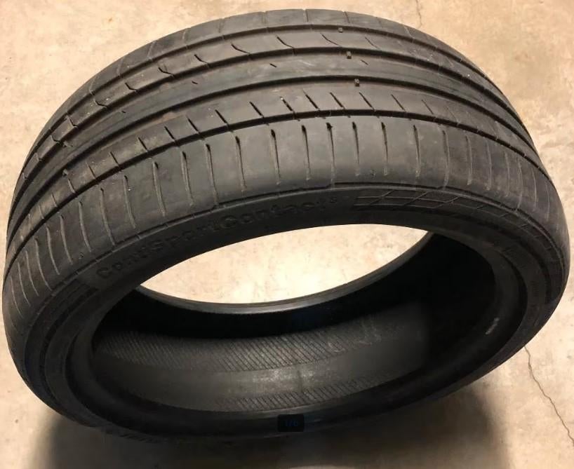Continental 225/40 R18 (NIEUW) zomerband, Ophalen, 18 inch, Nieuw, Band(en)