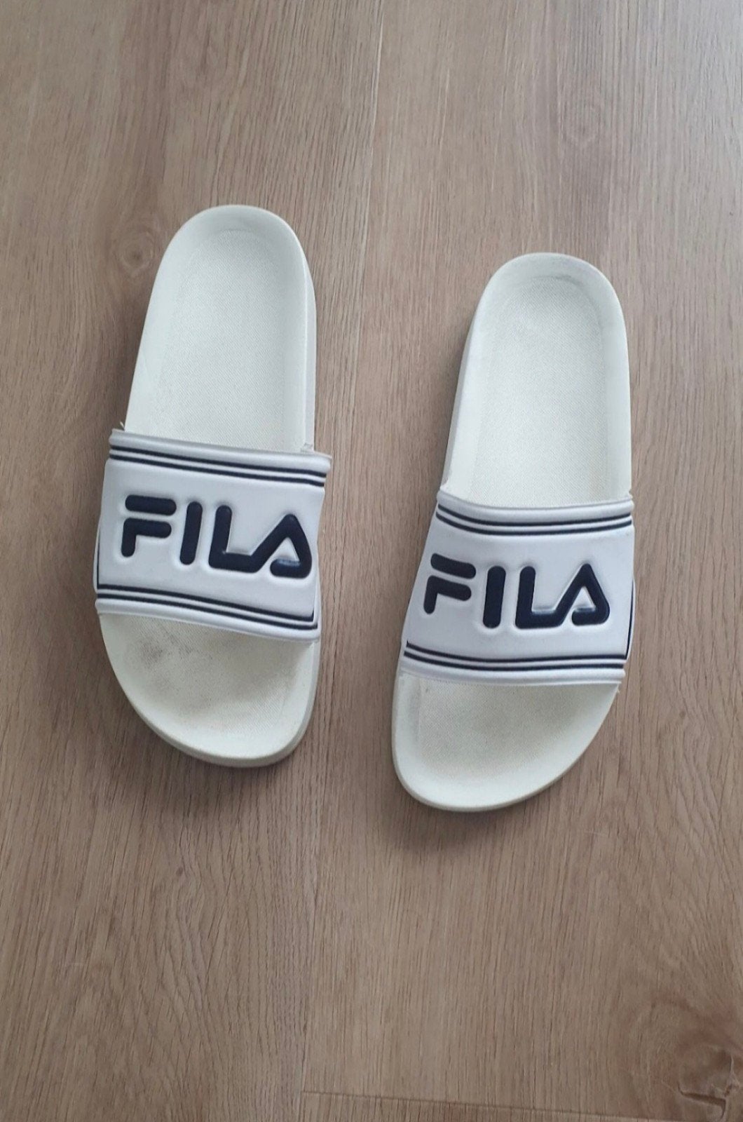 Slippers Fila maat 40, Fila, Ophalen of Verzenden, Zo goed als nieuw, Slippers