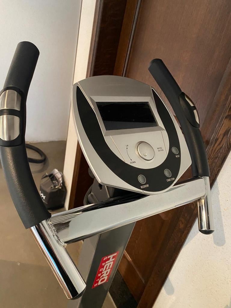 Hometrainer, Sport en Fitness, Fitnessapparatuur, Ophalen, Hometrainer