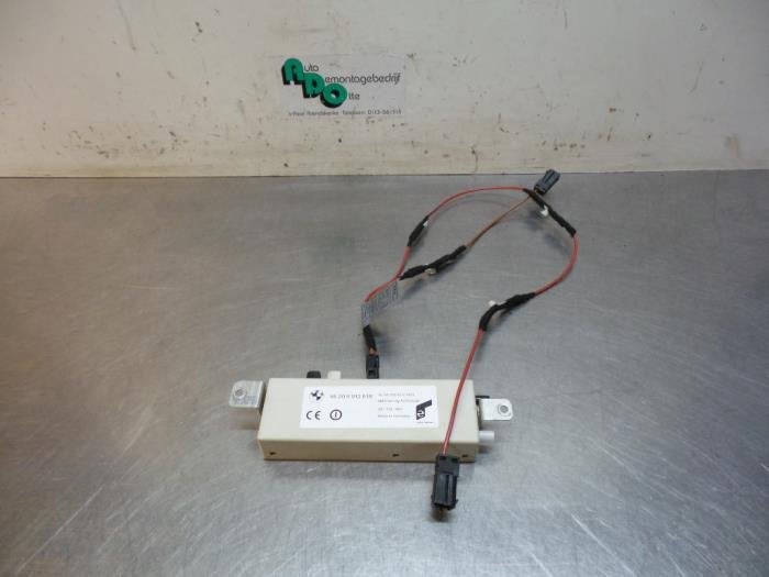 Antenne amplificateur d'un BMW 3-Serie (3-Serie 98-), -, 3 mois de garantie, Utilisé, -