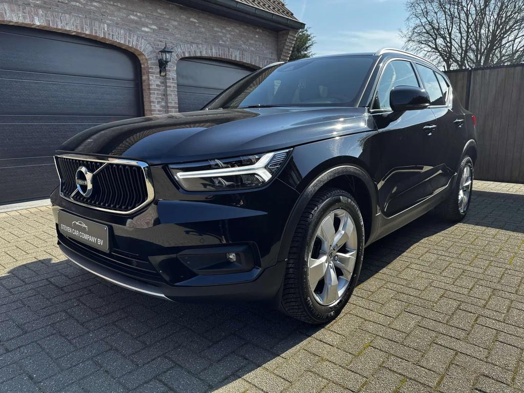 Volvo XC40 | FULL LED | CAMERA | NAVI | CARPLAY | DUAL A/C |, Stof, Gebruikt, Zwart, 120 kW