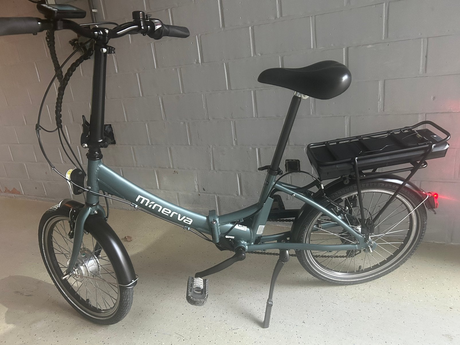 Elektrische Plooifiets minerva batterij nieuw!!!, Ophalen, Zo goed als nieuw, Versnellingen