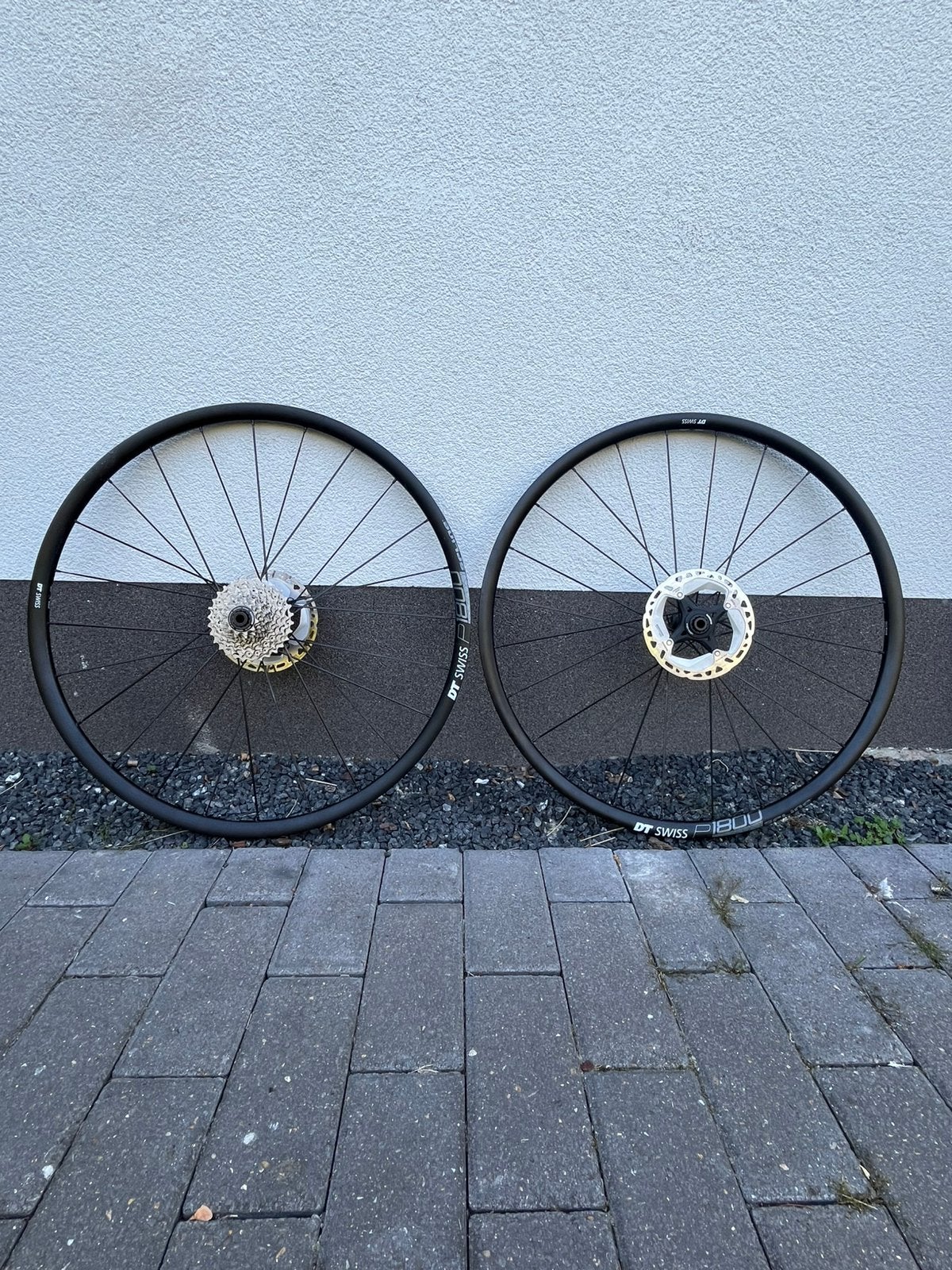 DT Swiss P1800 Spline Disc wielset + cassette +rotors, Fietsen en Brommers, Fietsonderdelen, Zo goed als nieuw, Wiel, Aluminium