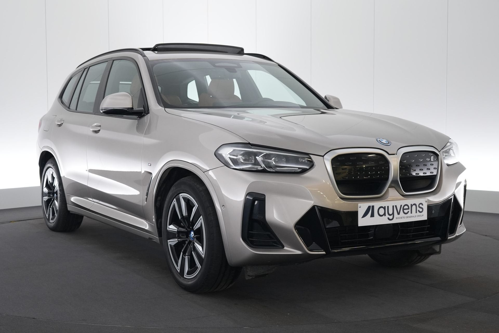 (2CPD999) BMW IX3, Auto's, Automaat, https://public.car-pass.be/vhr/38dfcfe0-15b7-4bf3-b15f-f9a3625b476f, Achterwielaandrijving